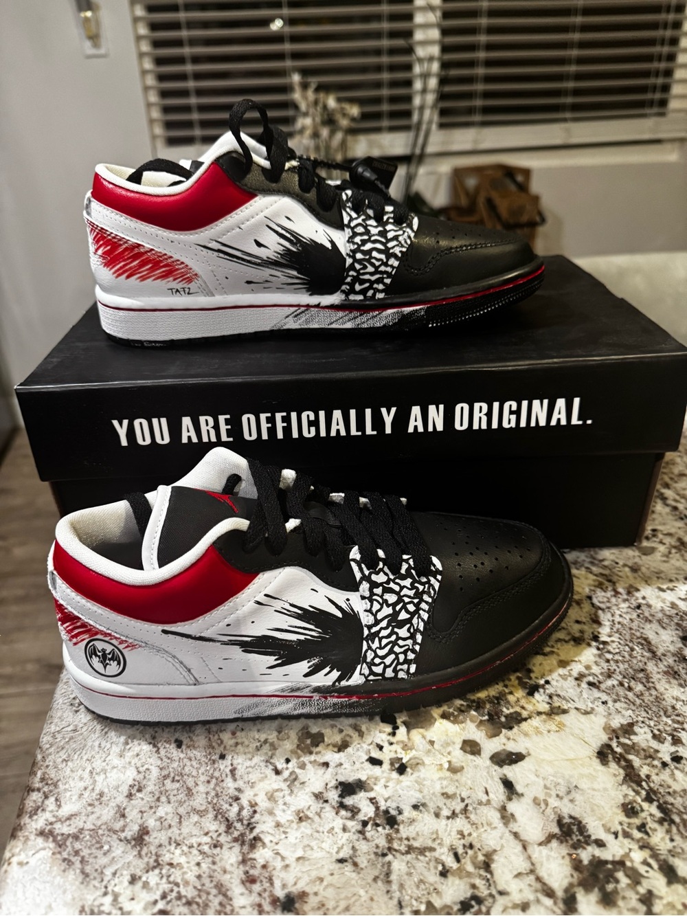 Custom-made AirJordan 1 Low-Top